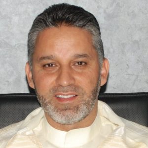 Dr. Mohamed Karrat, Asesor Sharía